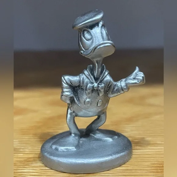 Disney Donald and Daisy Duck Hudson fine pewter figurines - Picture 2 of 5